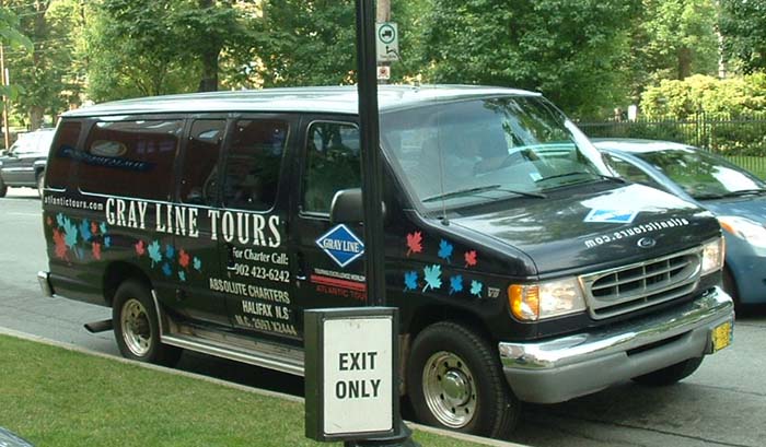 Ambassatours Gray Line Ford van Halifax